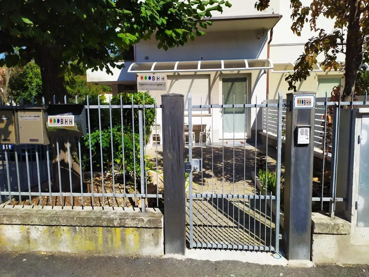 bolognaholidayhome APPARTAMENTO SIGNORINI giardino e posto auto Bologna