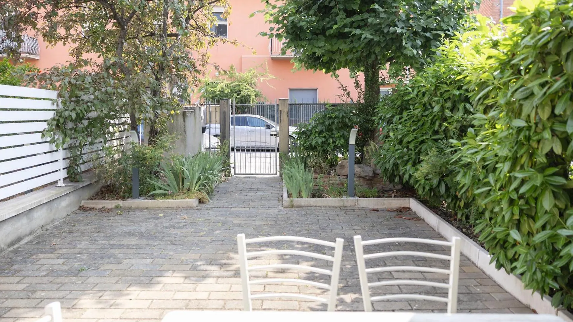 Appartamento Signorini - Bolognaholidayhome - Holiday House Bologna Garden Reserved Parking