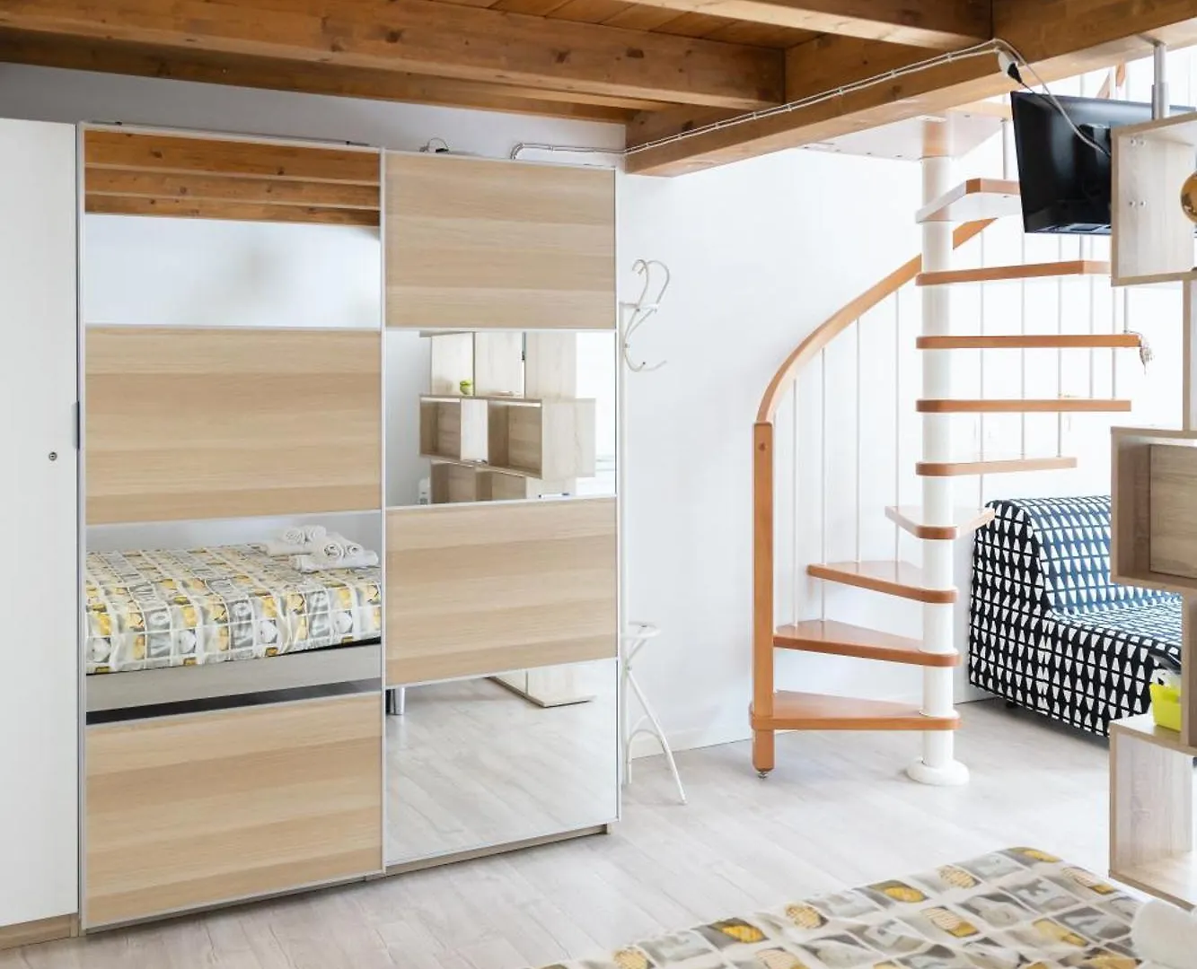 Bologna Holiday Home - BHH Appartamento Signorini Apartment