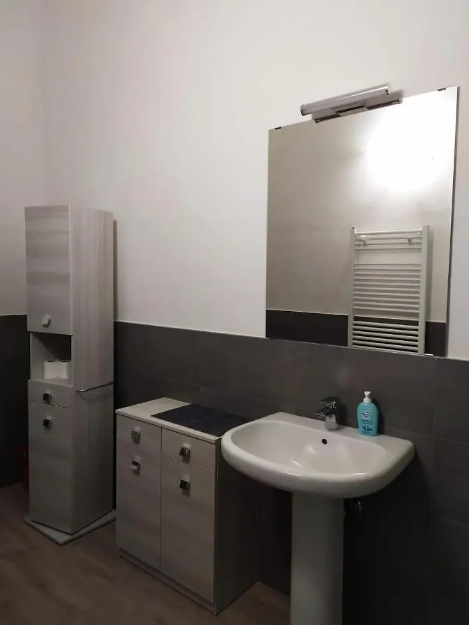 Appartamento Signorini - Bolognaholidayhome - Holiday House Bologna Garden Reserved Parking 0*,  Itália
