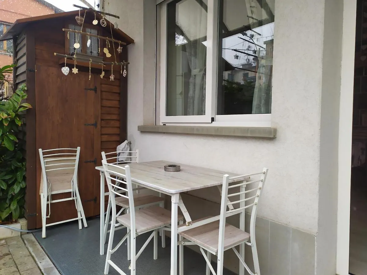 Appartamento Signorini - Bolognaholidayhome - Holiday House Bologna Garden Reserved Parking 0*,  Itália